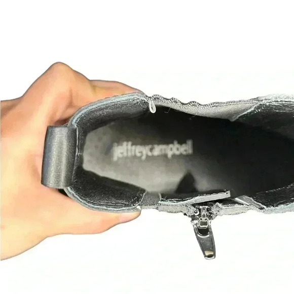 Jeffrey Campbell LILLIAN PLATFORM CHELSEA BOOT IN BLACK 7.5 - Picture 5 of 5